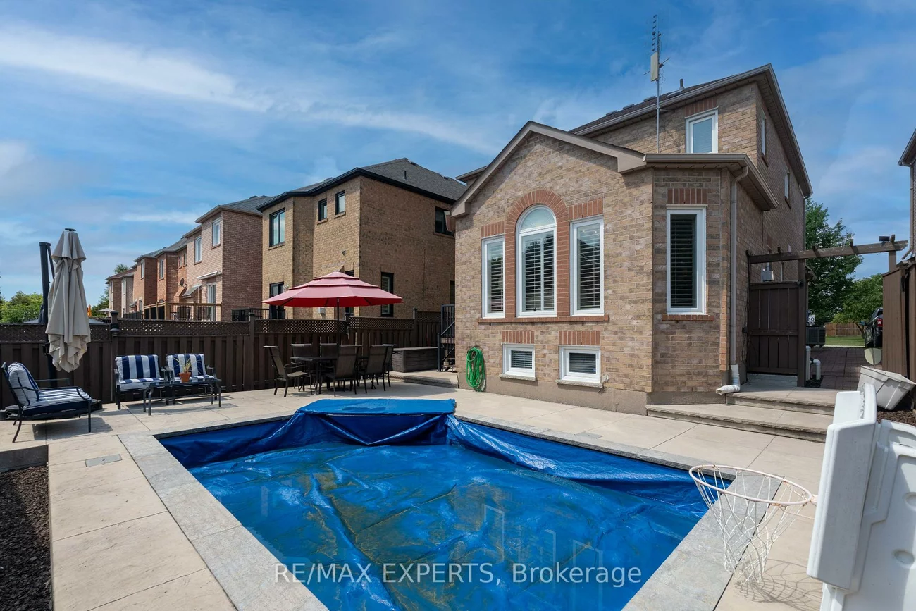 255, Matthew, East Woodbridge, Vaughan