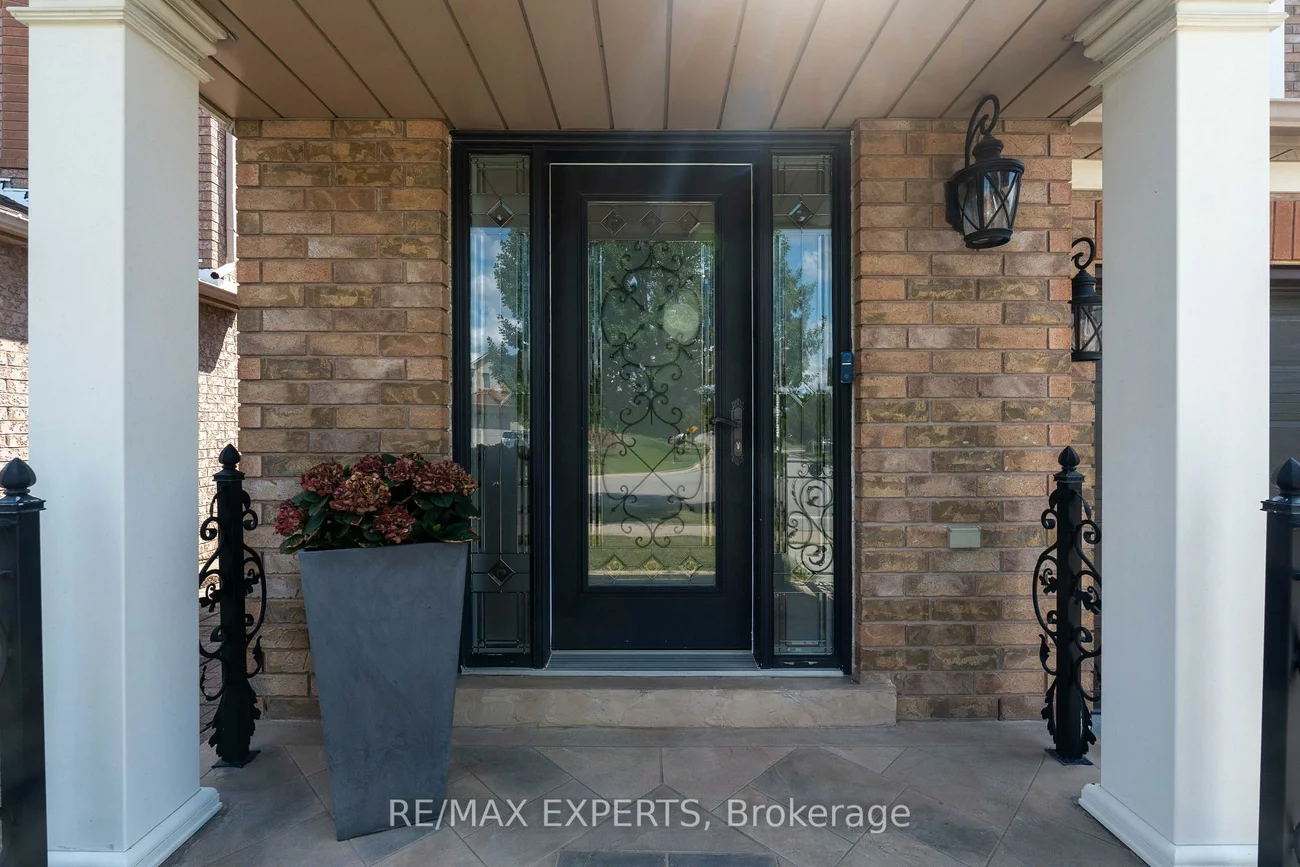 255, Matthew, East Woodbridge, Vaughan