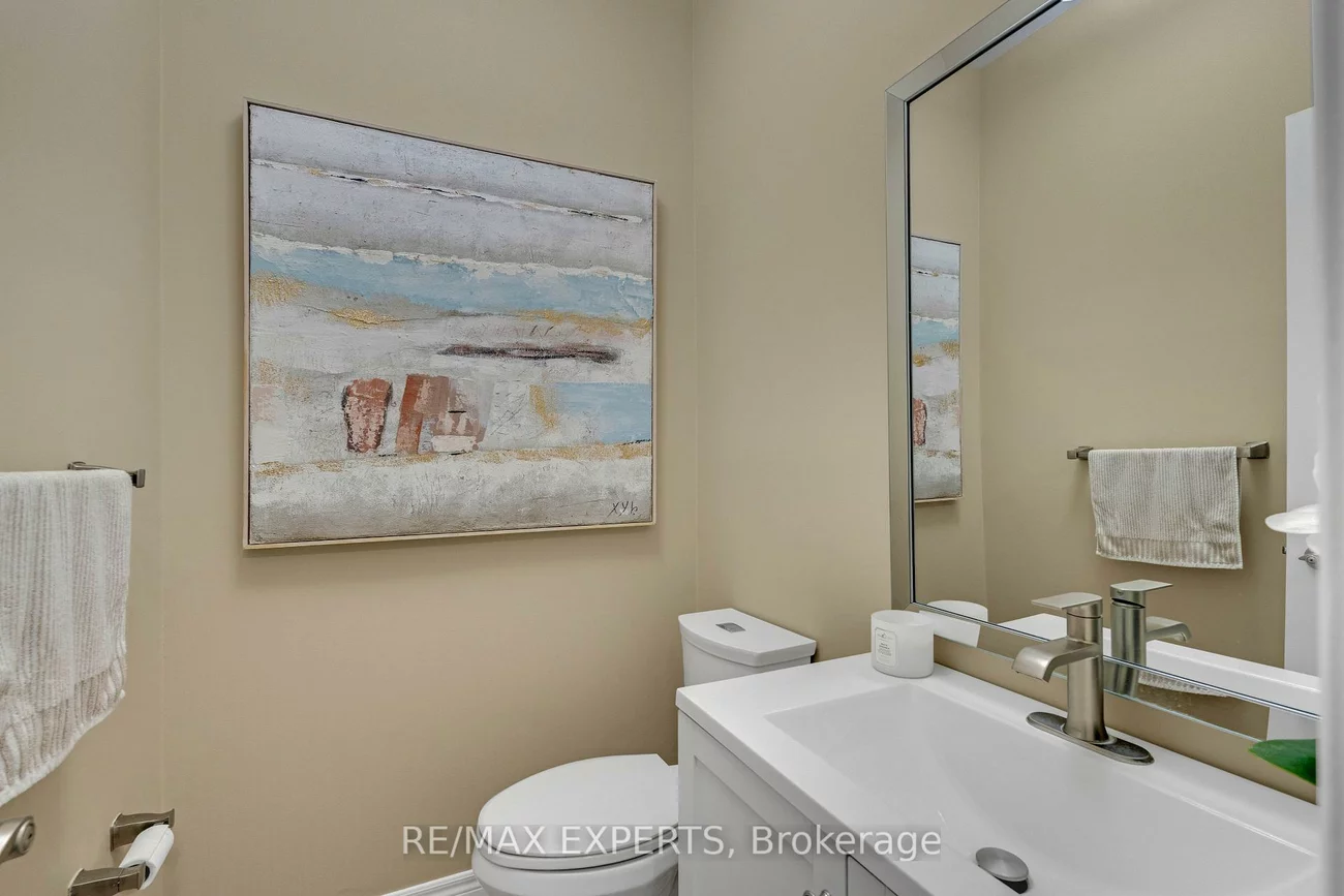 255, Matthew, East Woodbridge, Vaughan
