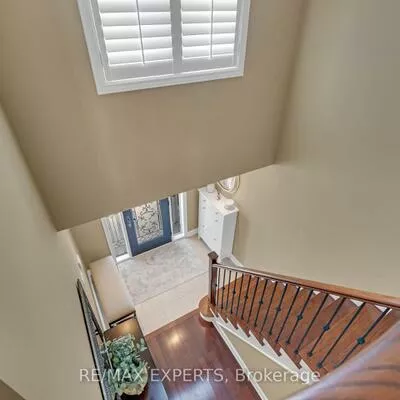 255, Matthew, East Woodbridge, Vaughan