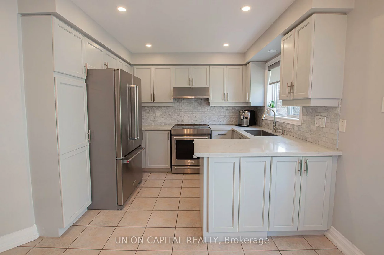 28, Sail, Vellore Village, Vaughan