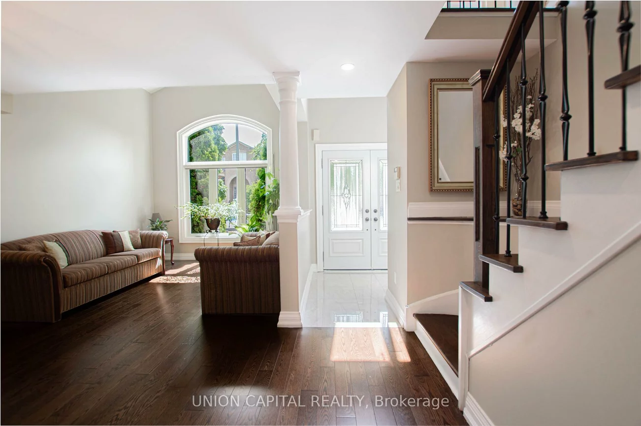 28, Sail, Vellore Village, Vaughan