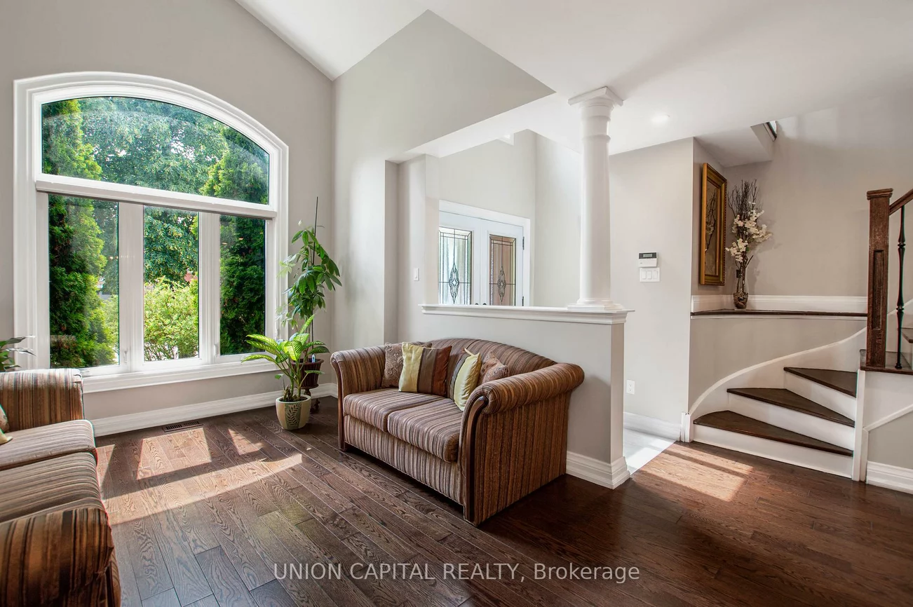 28, Sail, Vellore Village, Vaughan