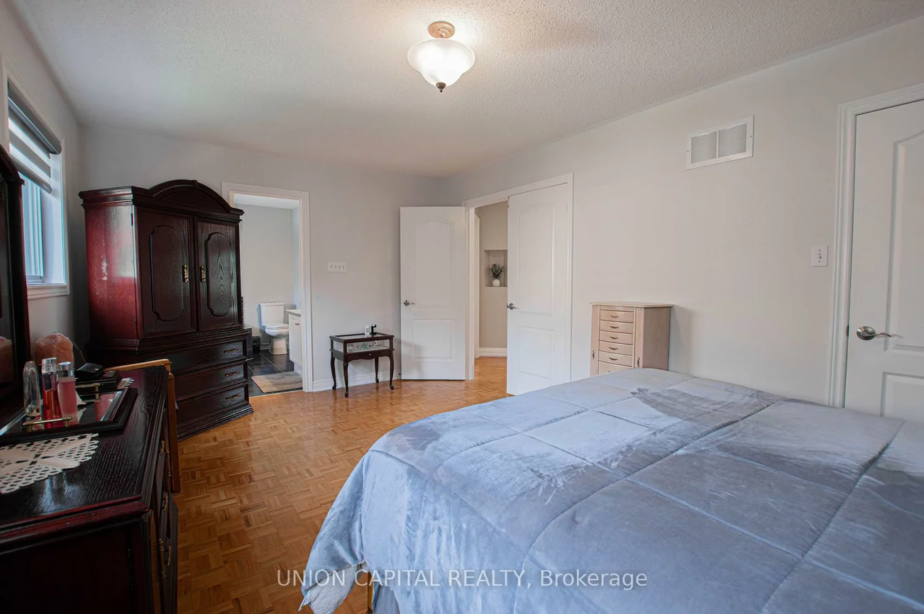 28, Sail, Vellore Village, Vaughan