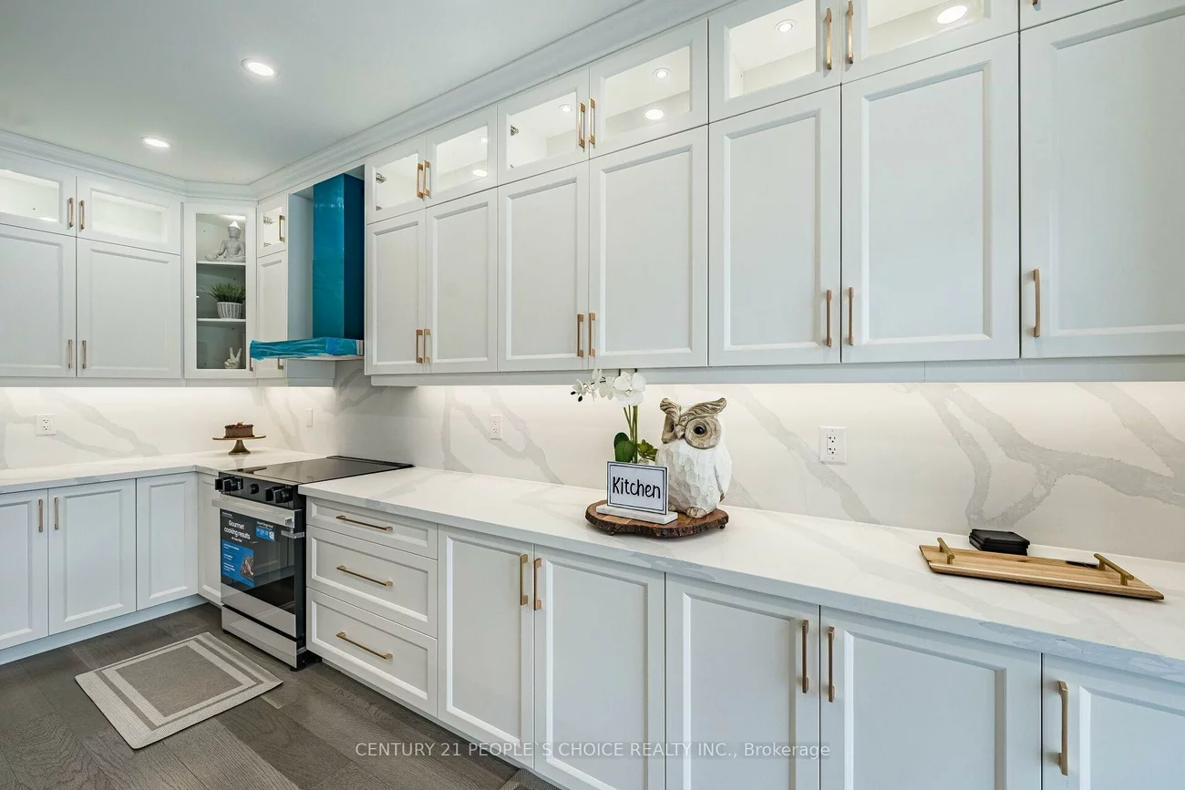 211, Wildberry, Vellore Village, Vaughan