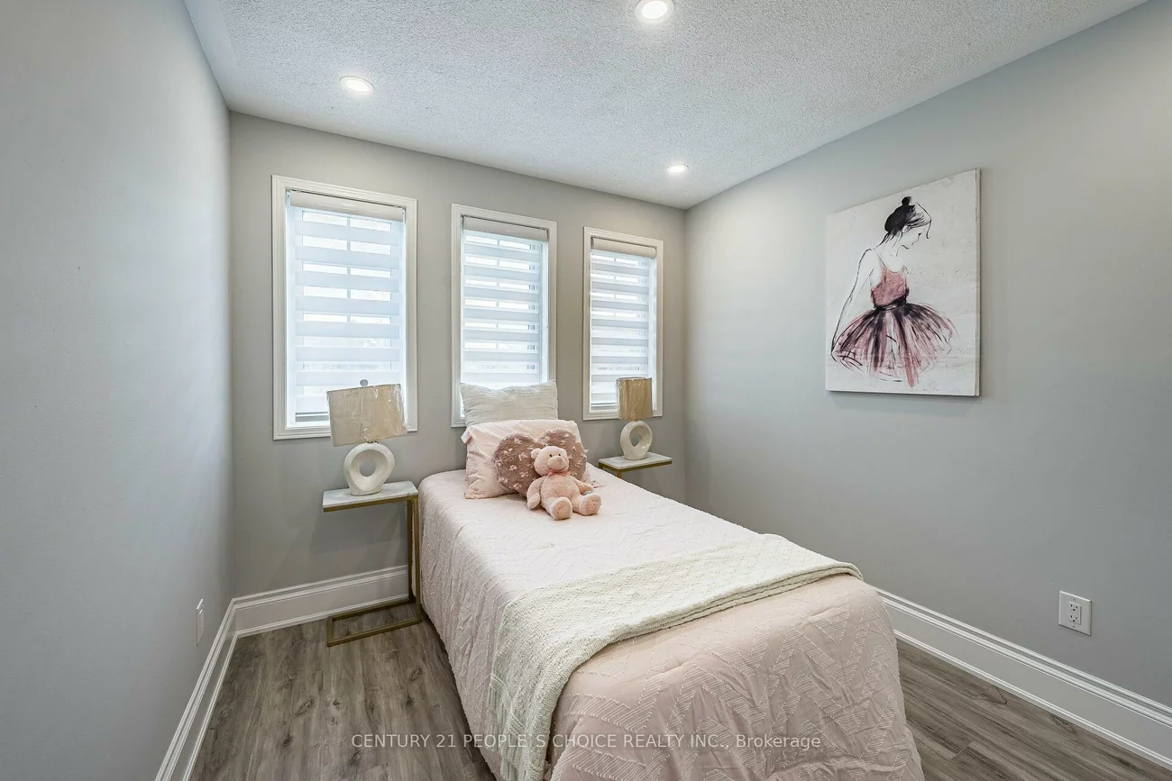 211, Wildberry, Vellore Village, Vaughan