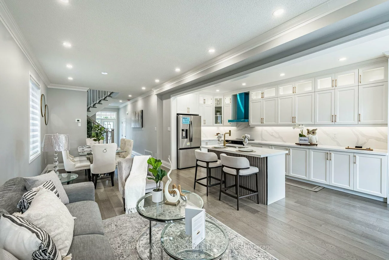 211, Wildberry, Vellore Village, Vaughan