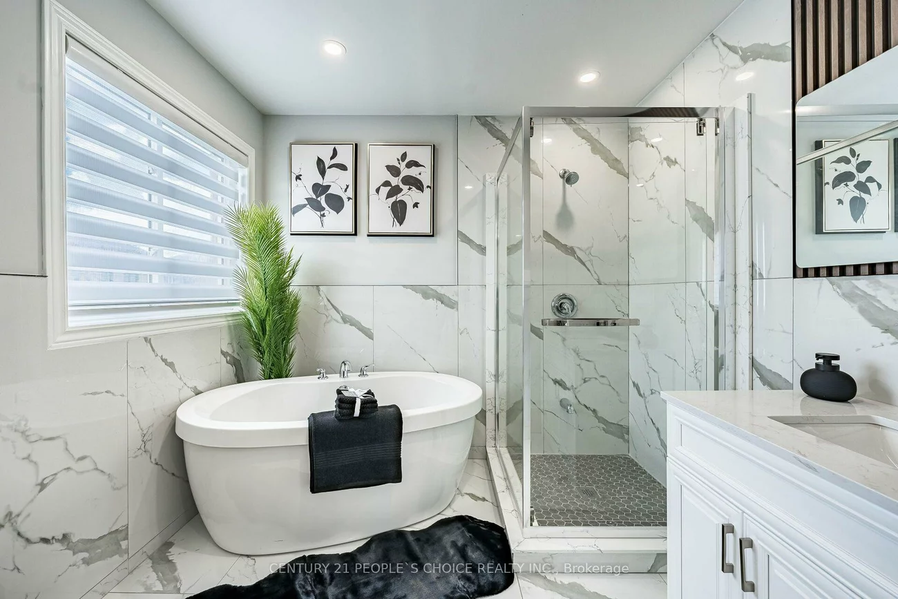 211, Wildberry, Vellore Village, Vaughan