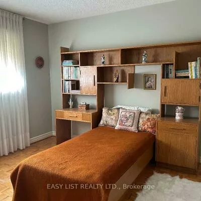 14, Gas Light, East Woodbridge, Vaughan