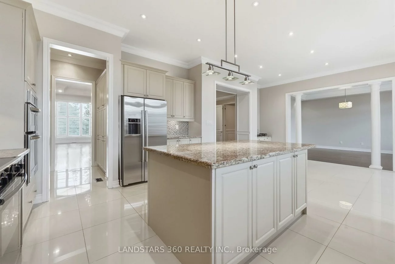 89, Hailsham, Vellore Village, Vaughan