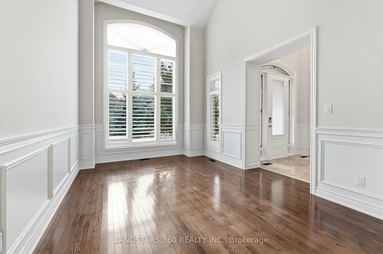 89, Hailsham, Vellore Village, Vaughan