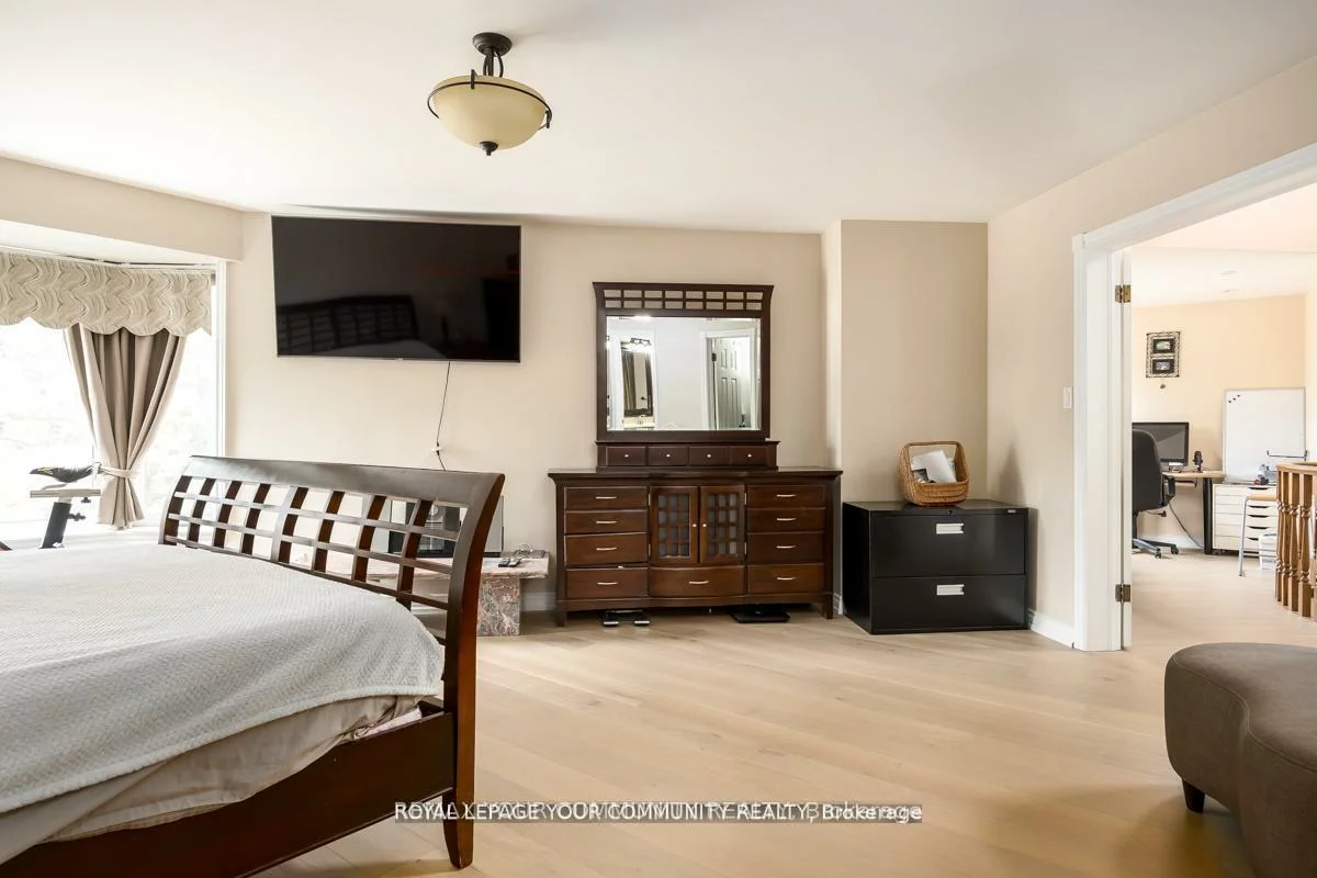 117, Hayhoe, East Woodbridge, Vaughan
