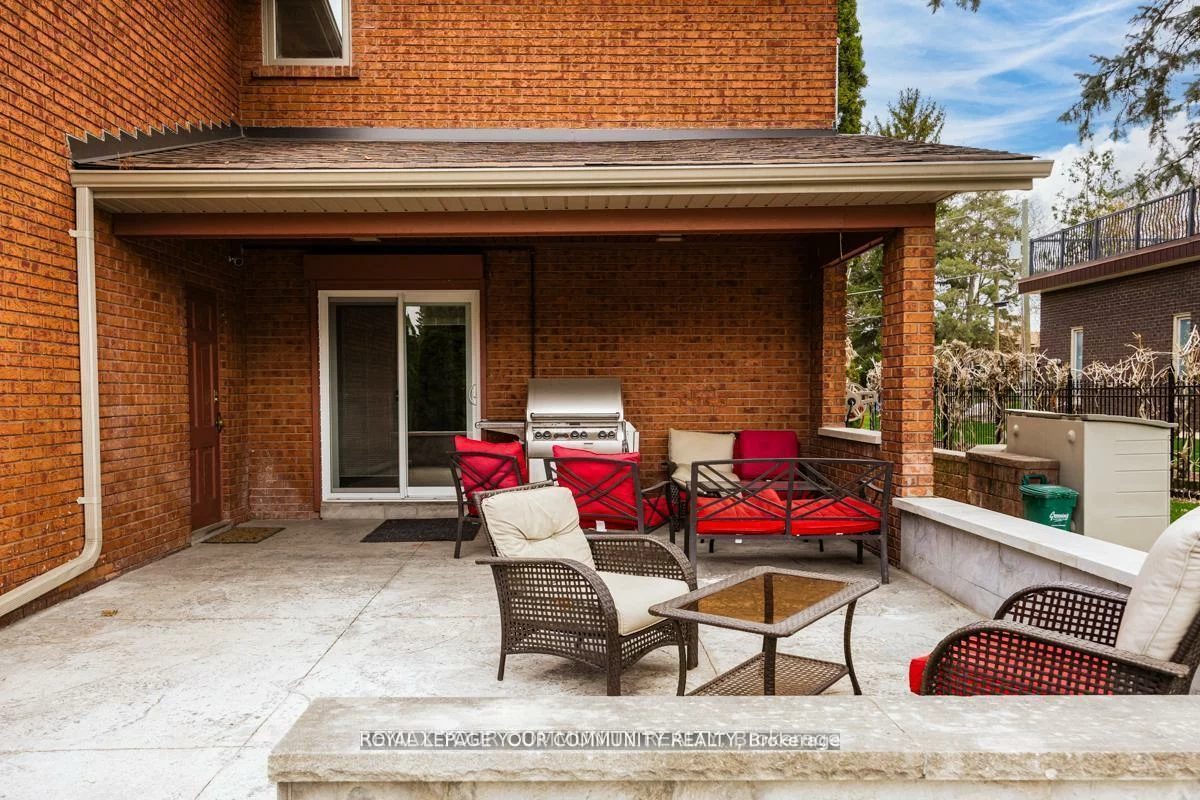117, Hayhoe, East Woodbridge, Vaughan