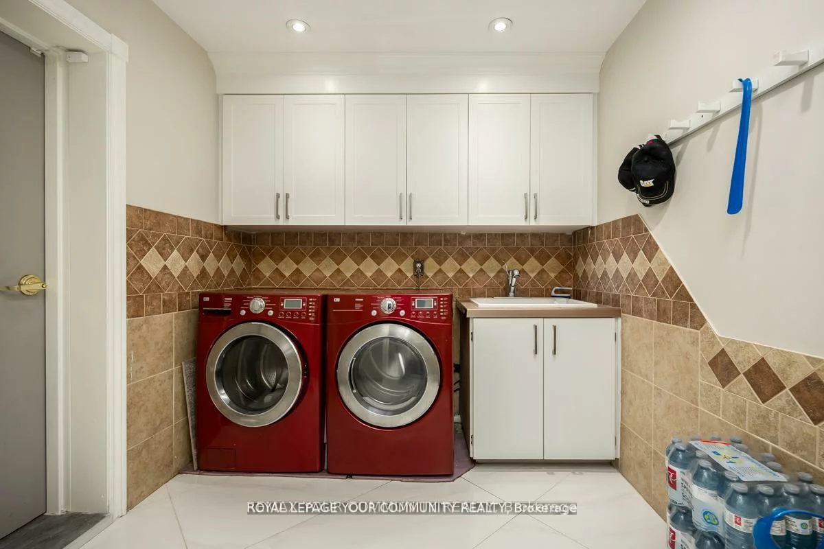 117, Hayhoe, East Woodbridge, Vaughan