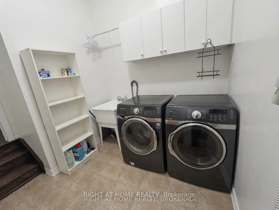 60, Zachary, Vellore Village, Vaughan