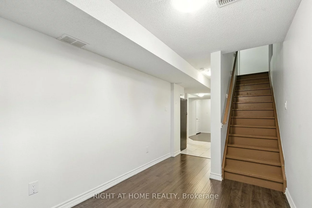 215, Canada, Vellore Village, Vaughan