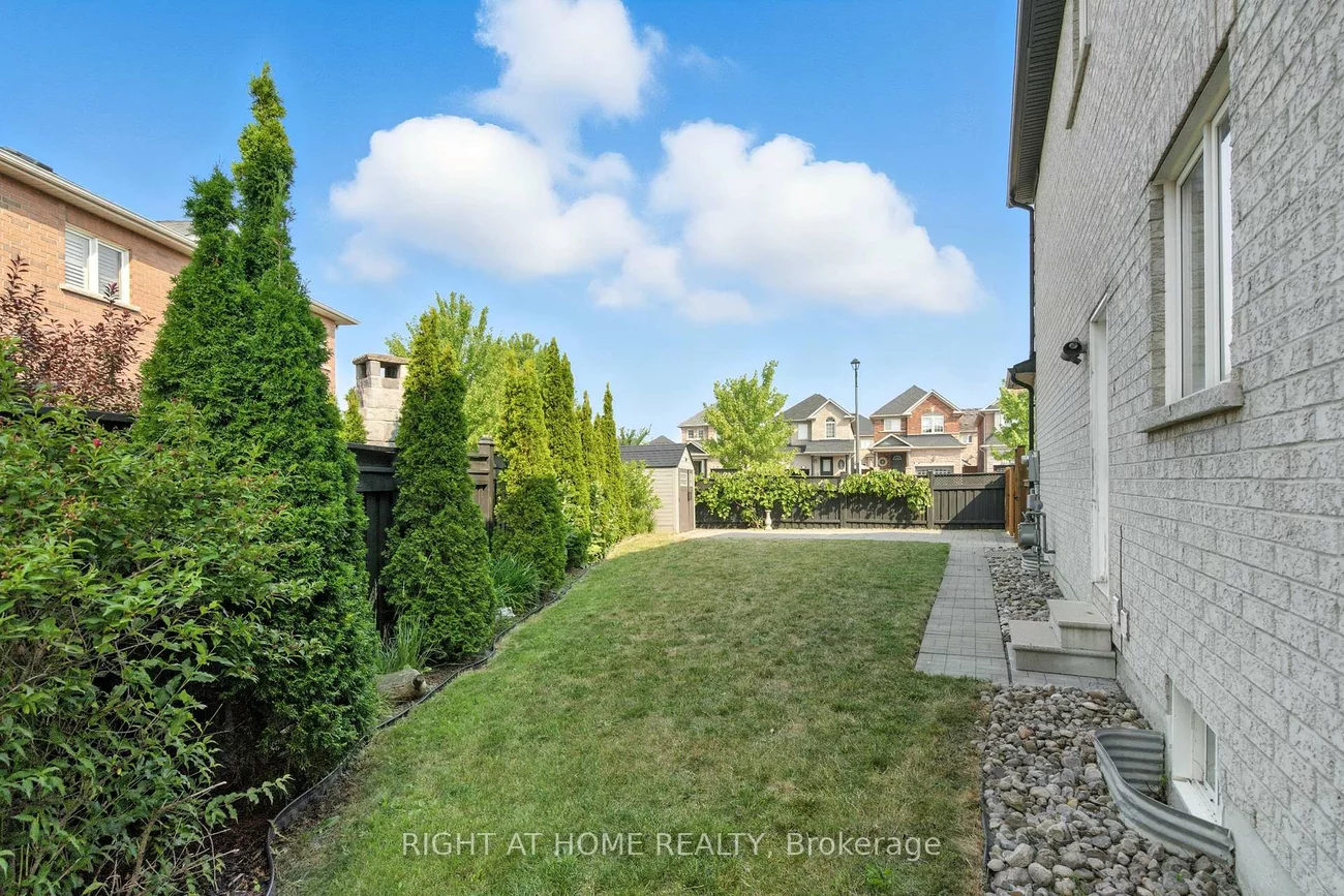 215, Canada, Vellore Village, Vaughan