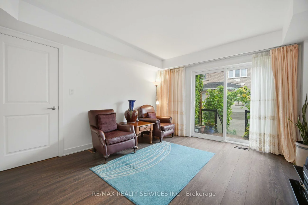 58, Pageant, Vellore Village, Vaughan