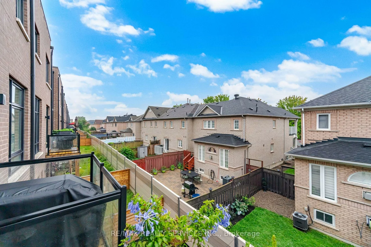 58, Pageant, Vellore Village, Vaughan