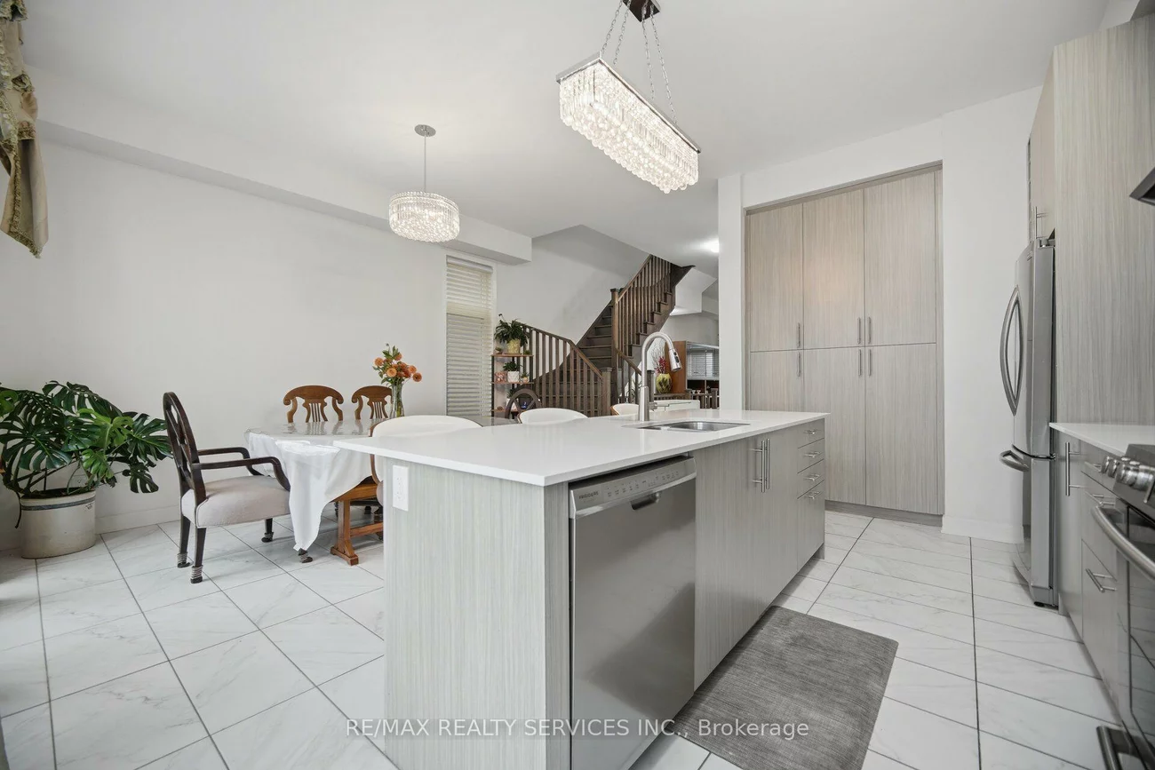 58, Pageant, Vellore Village, Vaughan