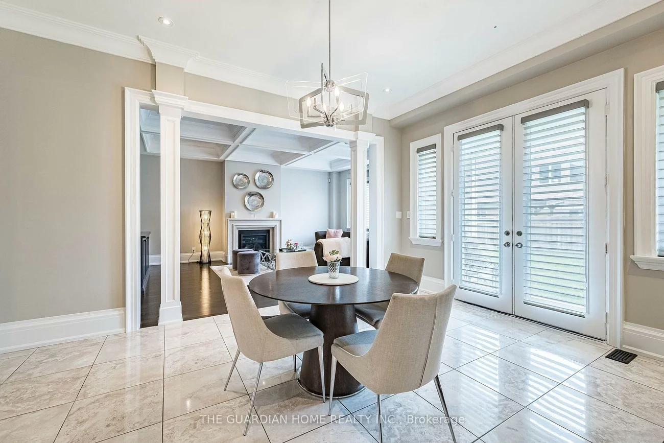 30, Tiburon, Kleinburg, Vaughan