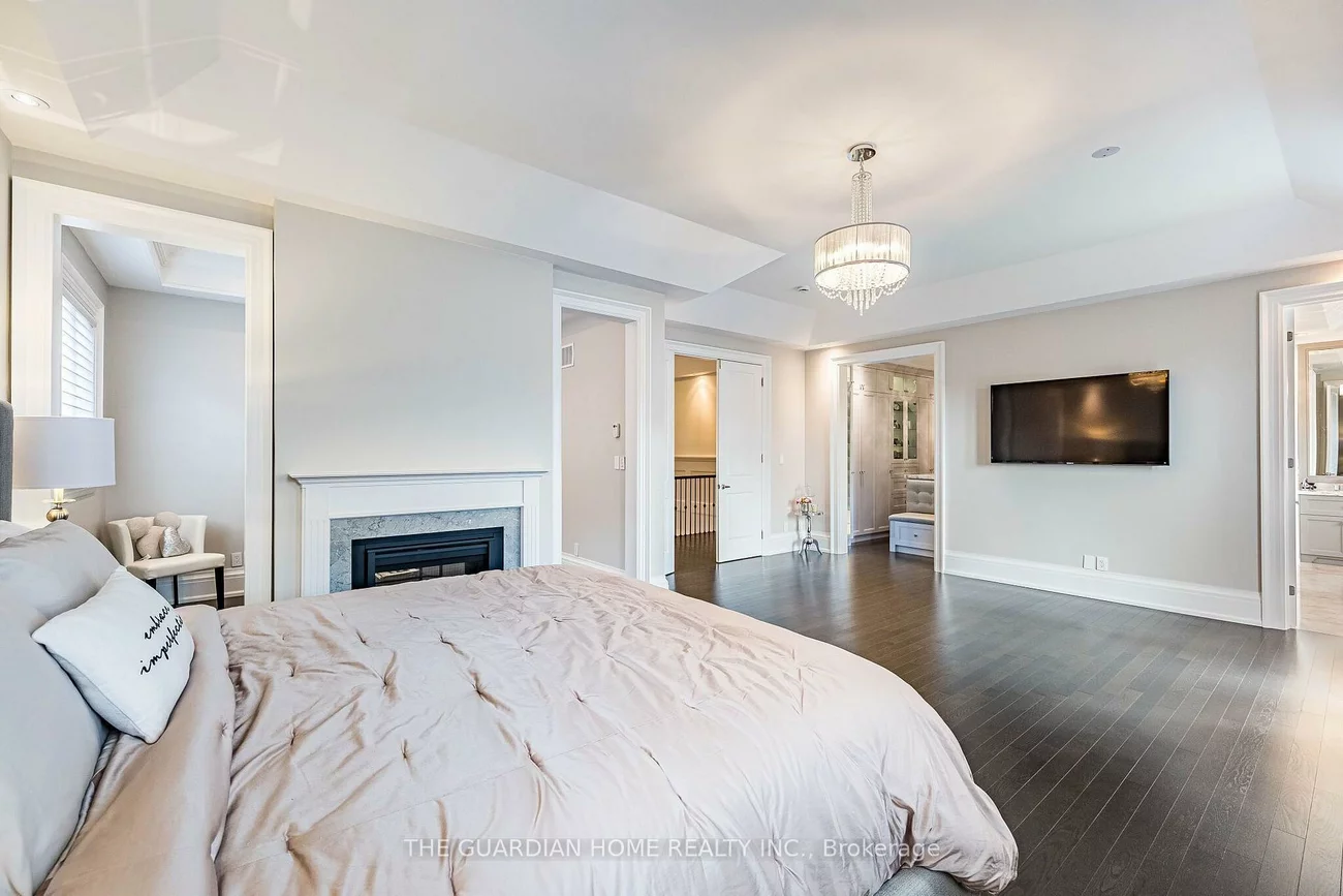 30, Tiburon, Kleinburg, Vaughan