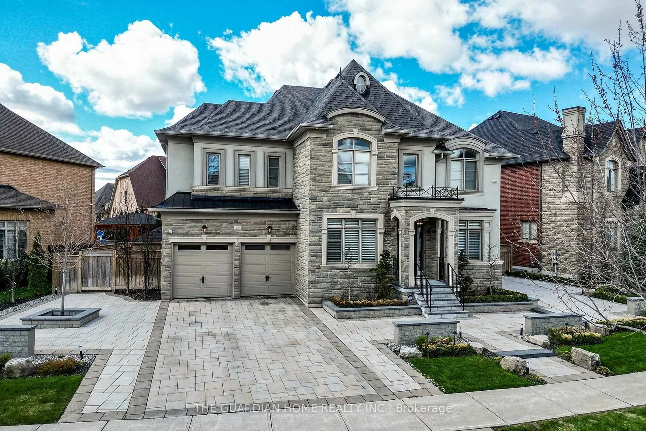 30, Tiburon, Kleinburg, Vaughan