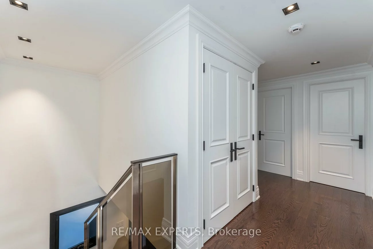 71, Dorengate, Islington Woods, Vaughan