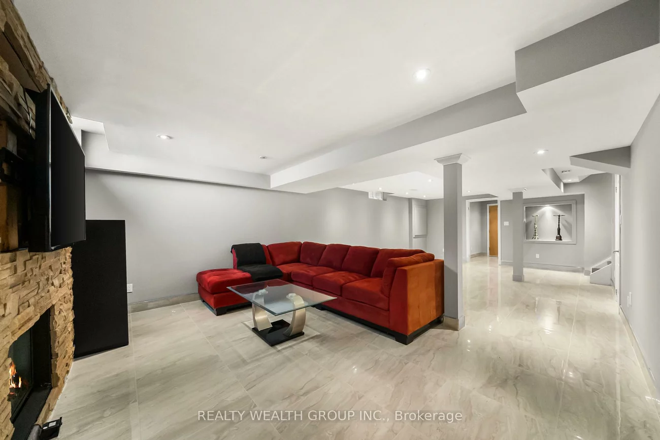185, Regency View, Rural Vaughan, Vaughan