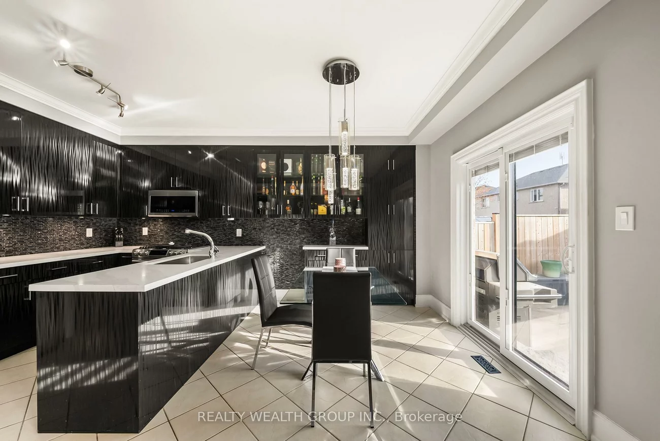 185, Regency View, Rural Vaughan, Vaughan