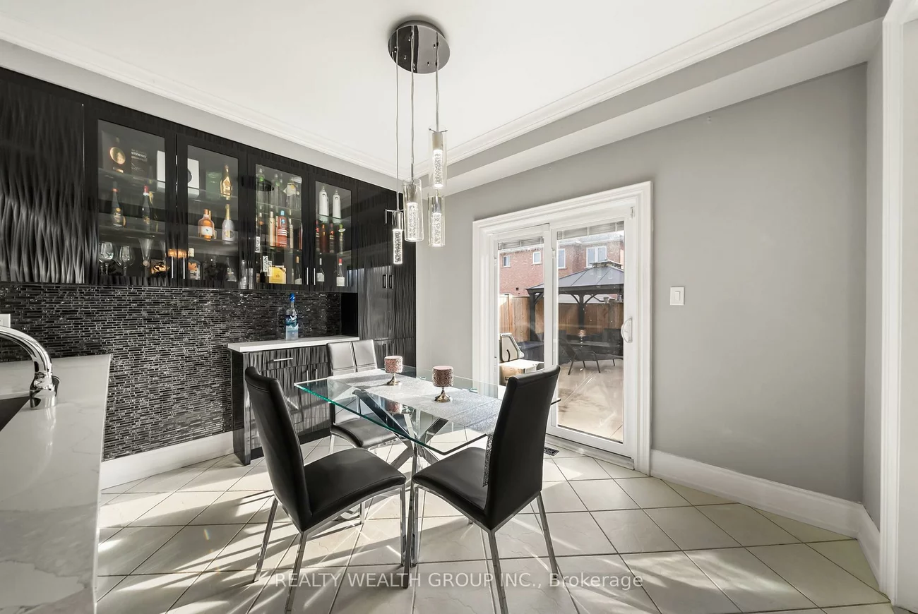 185, Regency View, Rural Vaughan, Vaughan