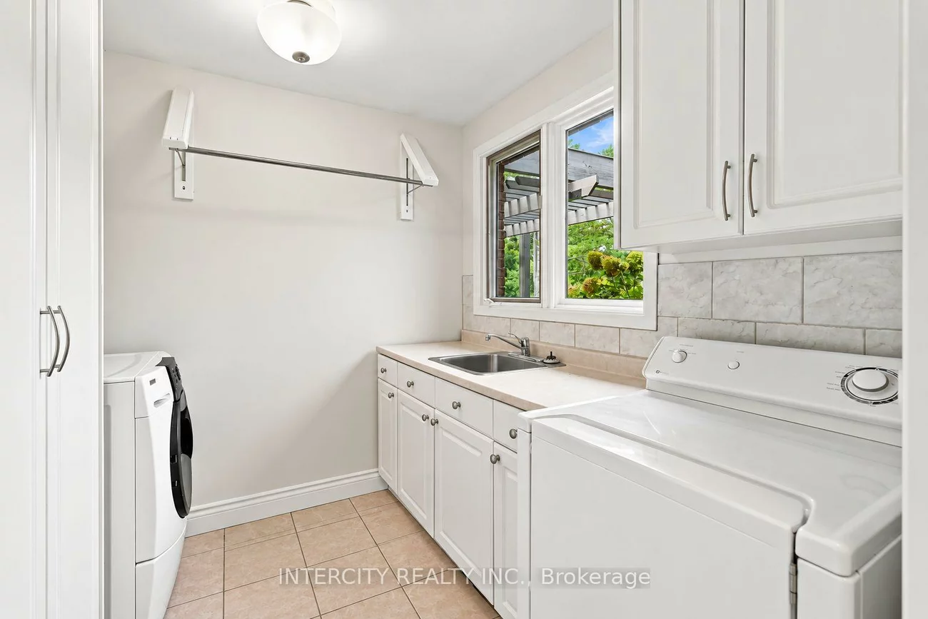 100, Ravendale, Kleinburg, Vaughan