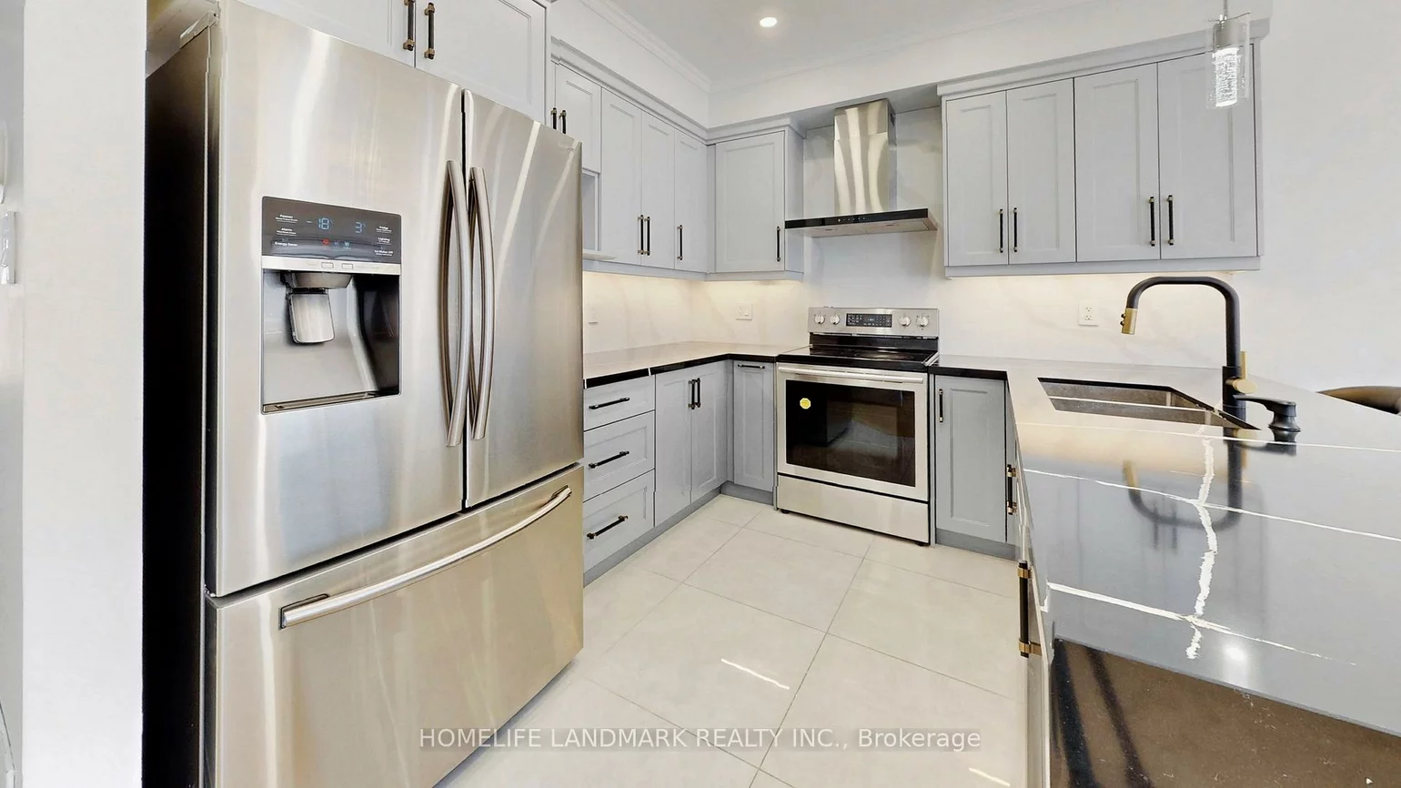 32, Arco, Maple, Vaughan