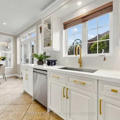 184, Ivy Glen, Patterson, Vaughan