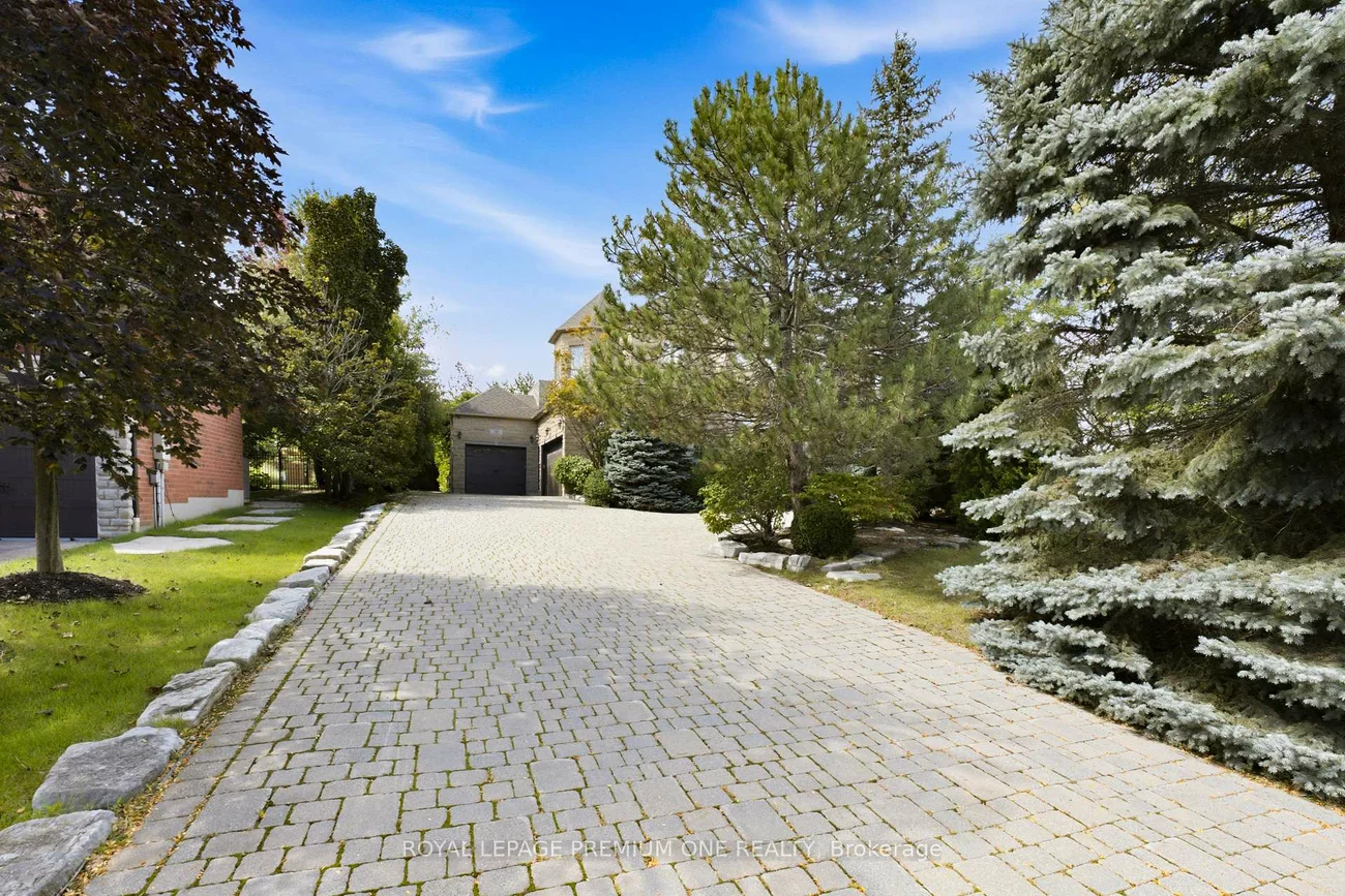36, Northfield, Kleinburg, Vaughan