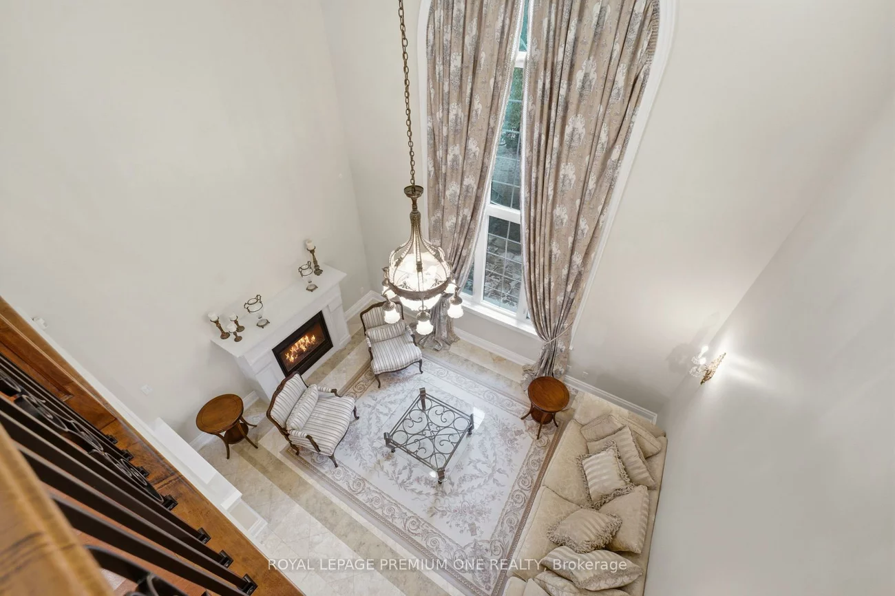 36, Northfield, Kleinburg, Vaughan