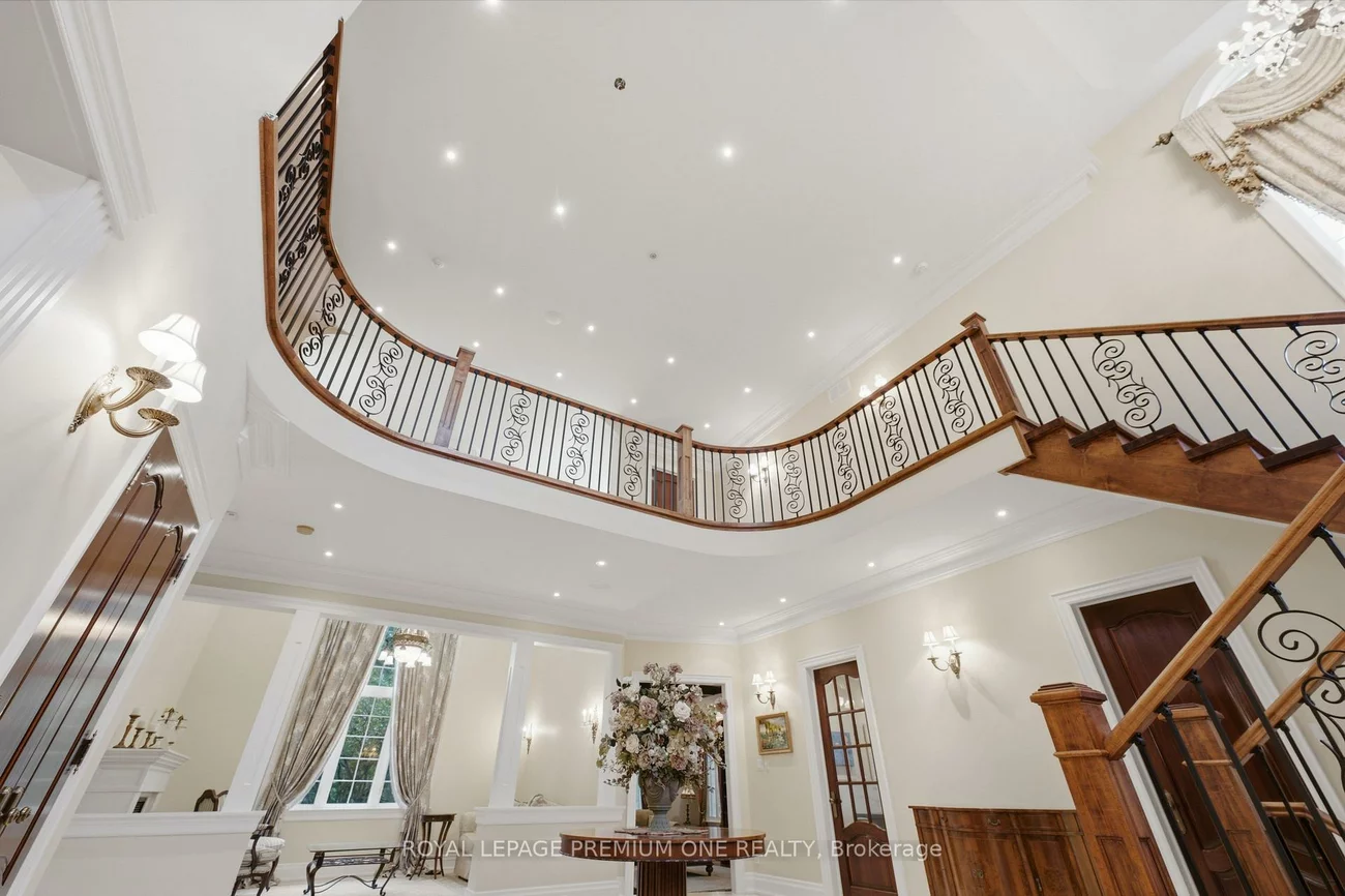 36, Northfield, Kleinburg, Vaughan