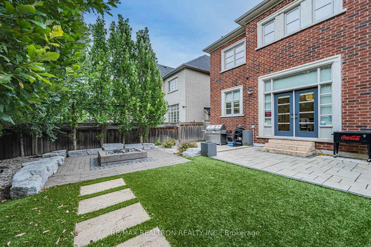 95, Woodvalley, Patterson, Vaughan