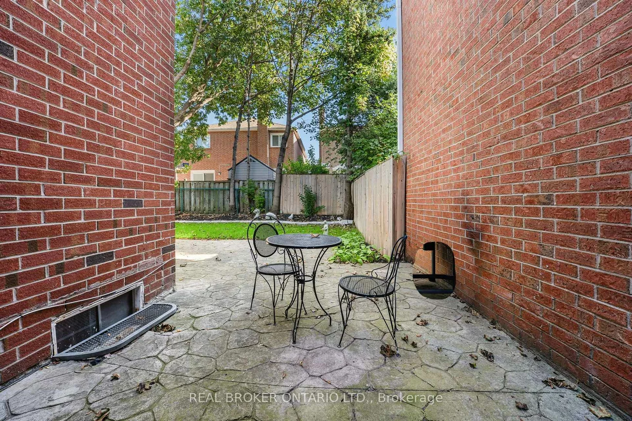 37, Jessica, Crestwood-Springfarm-Yorkhill, Vaughan
