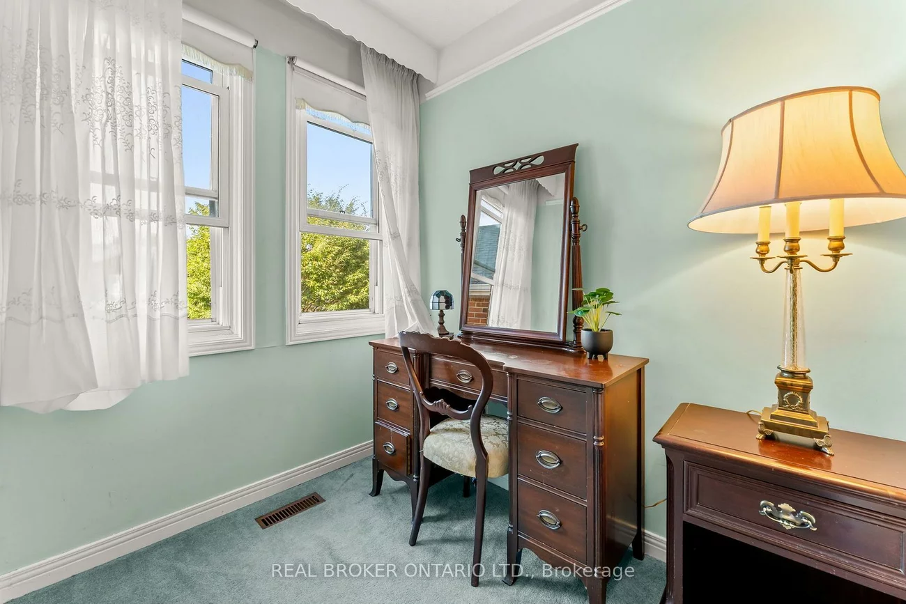 37, Jessica, Crestwood-Springfarm-Yorkhill, Vaughan