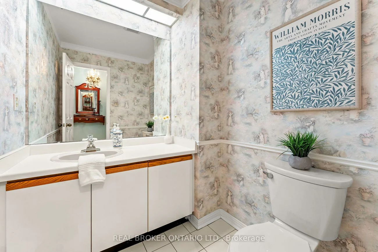 37, Jessica, Crestwood-Springfarm-Yorkhill, Vaughan