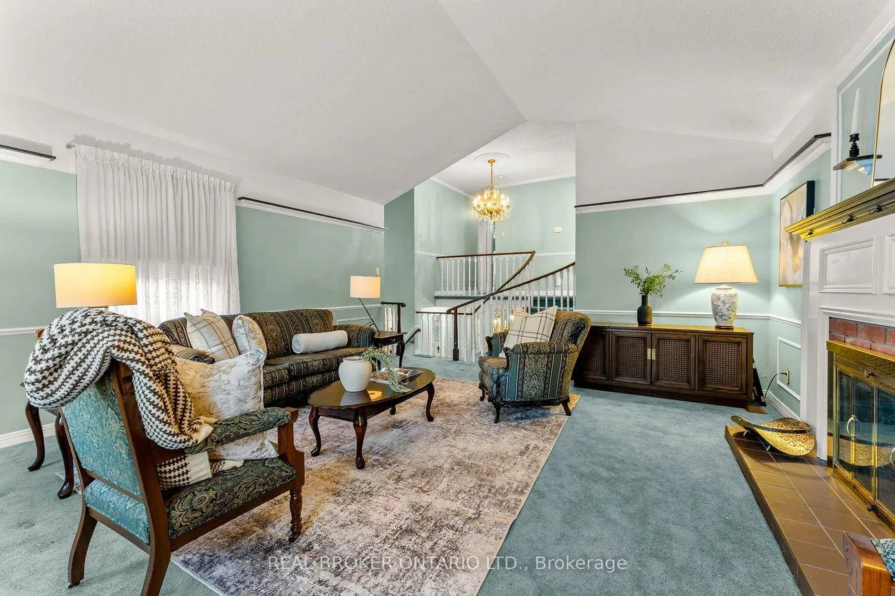 37, Jessica, Crestwood-Springfarm-Yorkhill, Vaughan