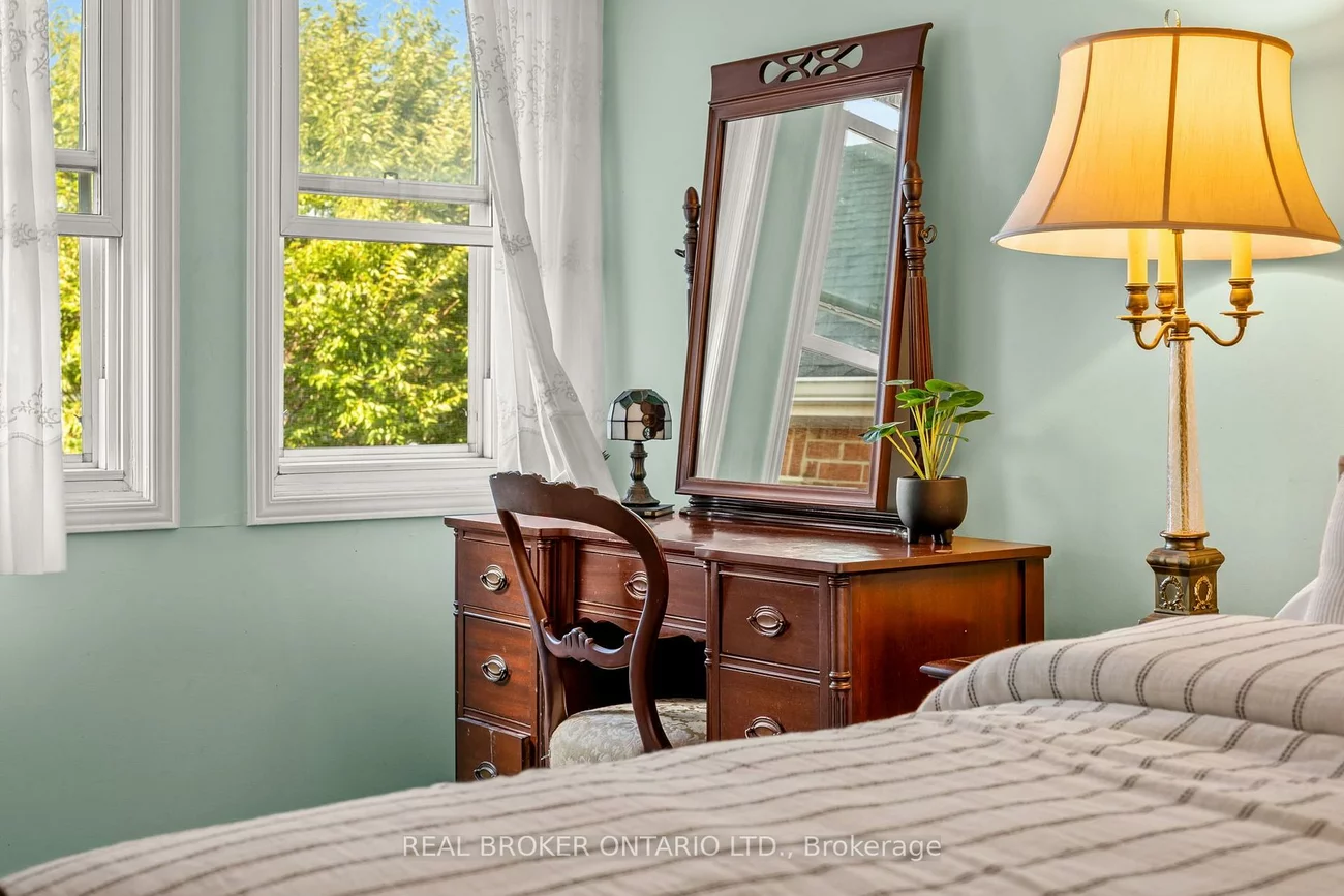37, Jessica, Crestwood-Springfarm-Yorkhill, Vaughan