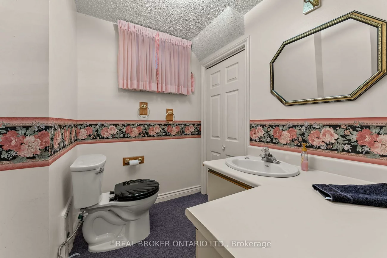 37, Jessica, Crestwood-Springfarm-Yorkhill, Vaughan