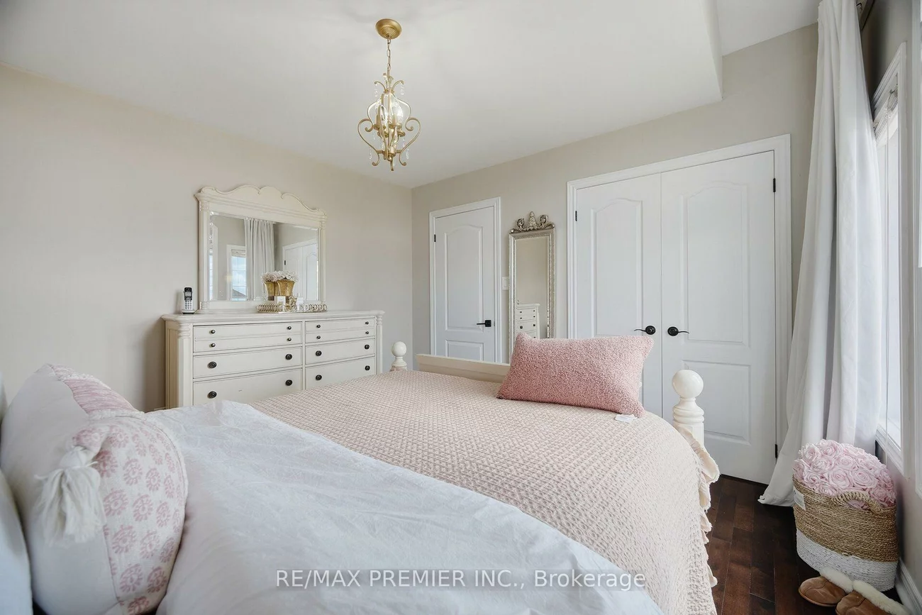 127, Ozner, Vellore Village, Vaughan