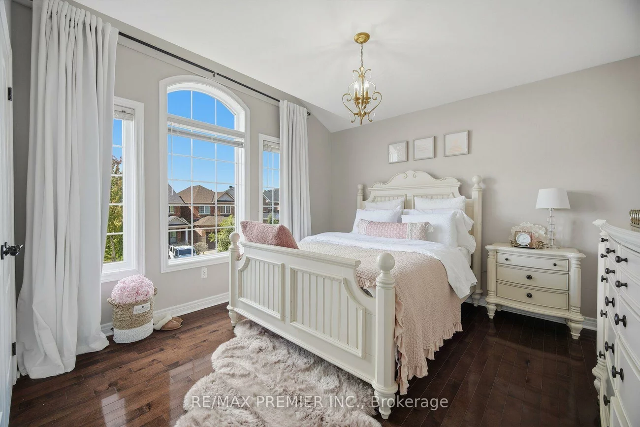 127, Ozner, Vellore Village, Vaughan