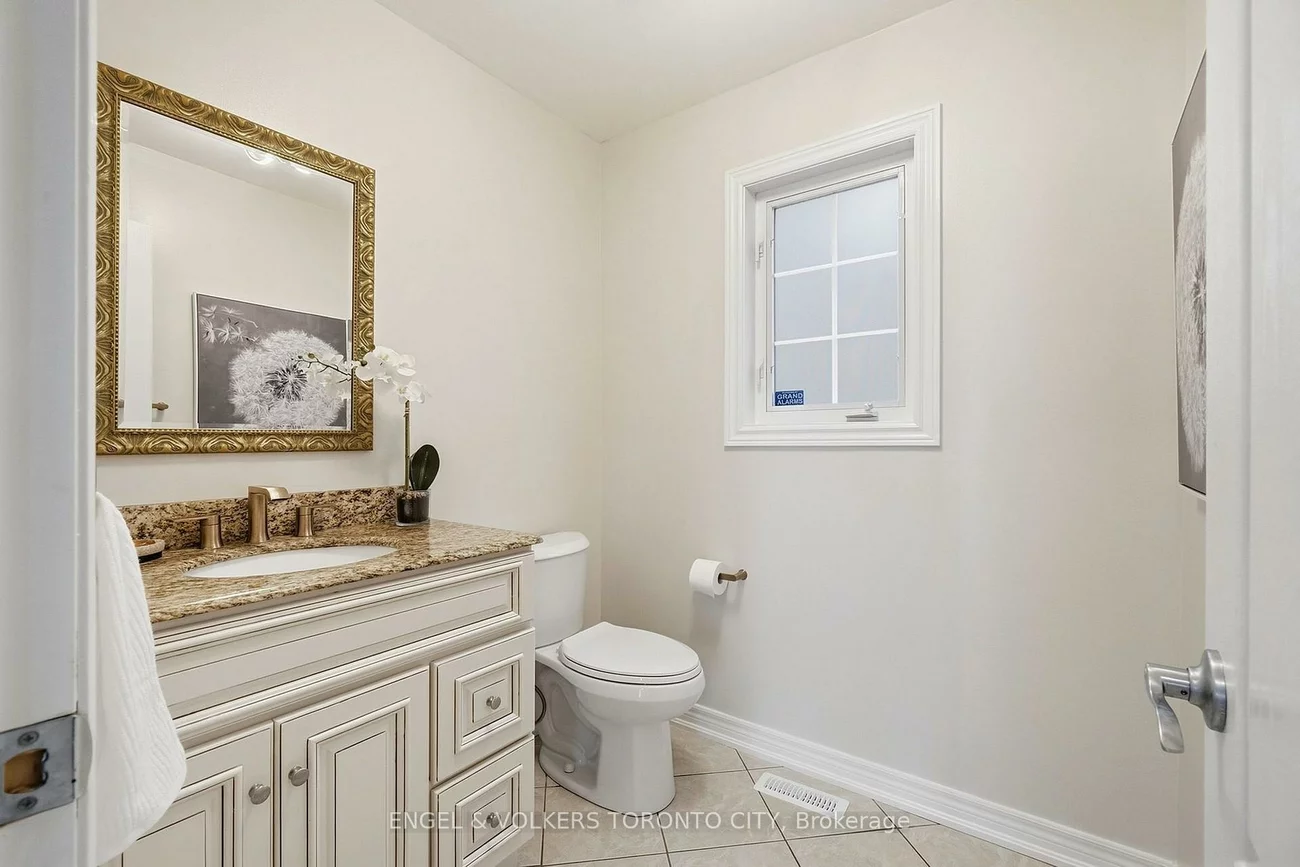 311, Maria Antonia, Vellore Village, Vaughan