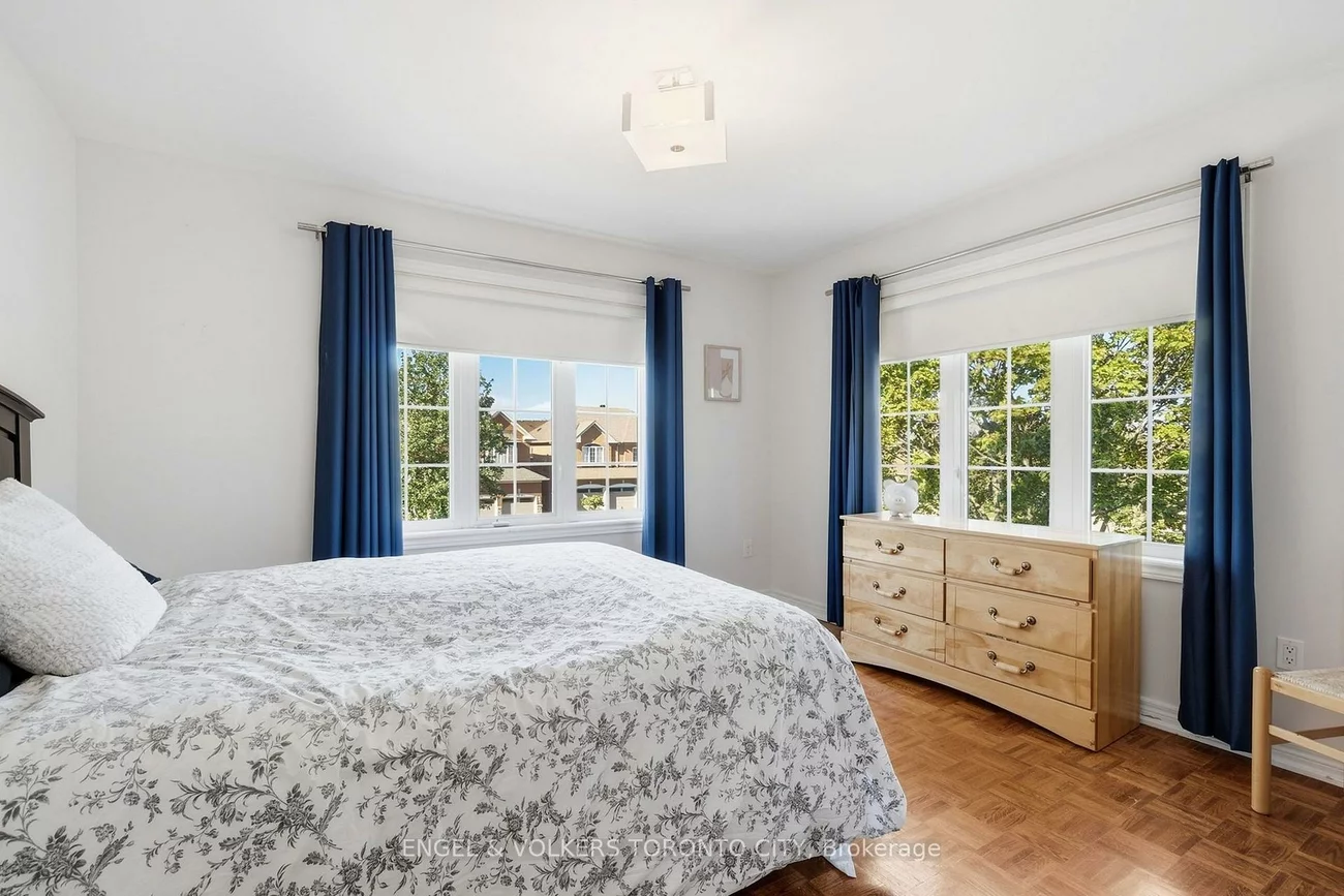 311, Maria Antonia, Vellore Village, Vaughan