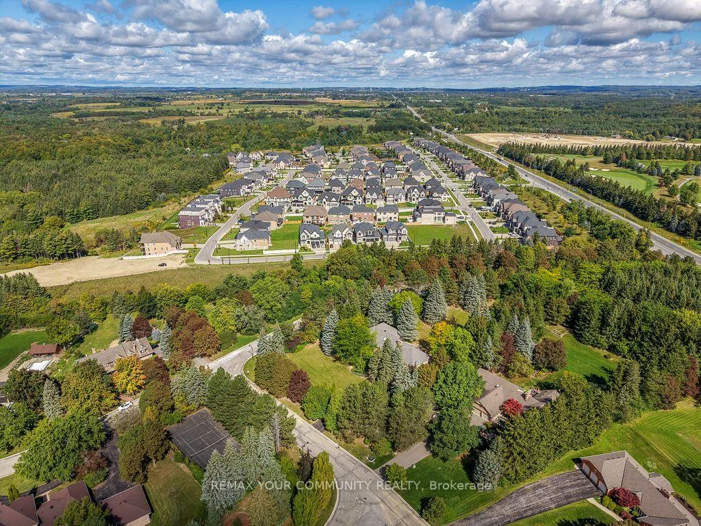 86, Sculpture Garden, Kleinburg, Vaughan