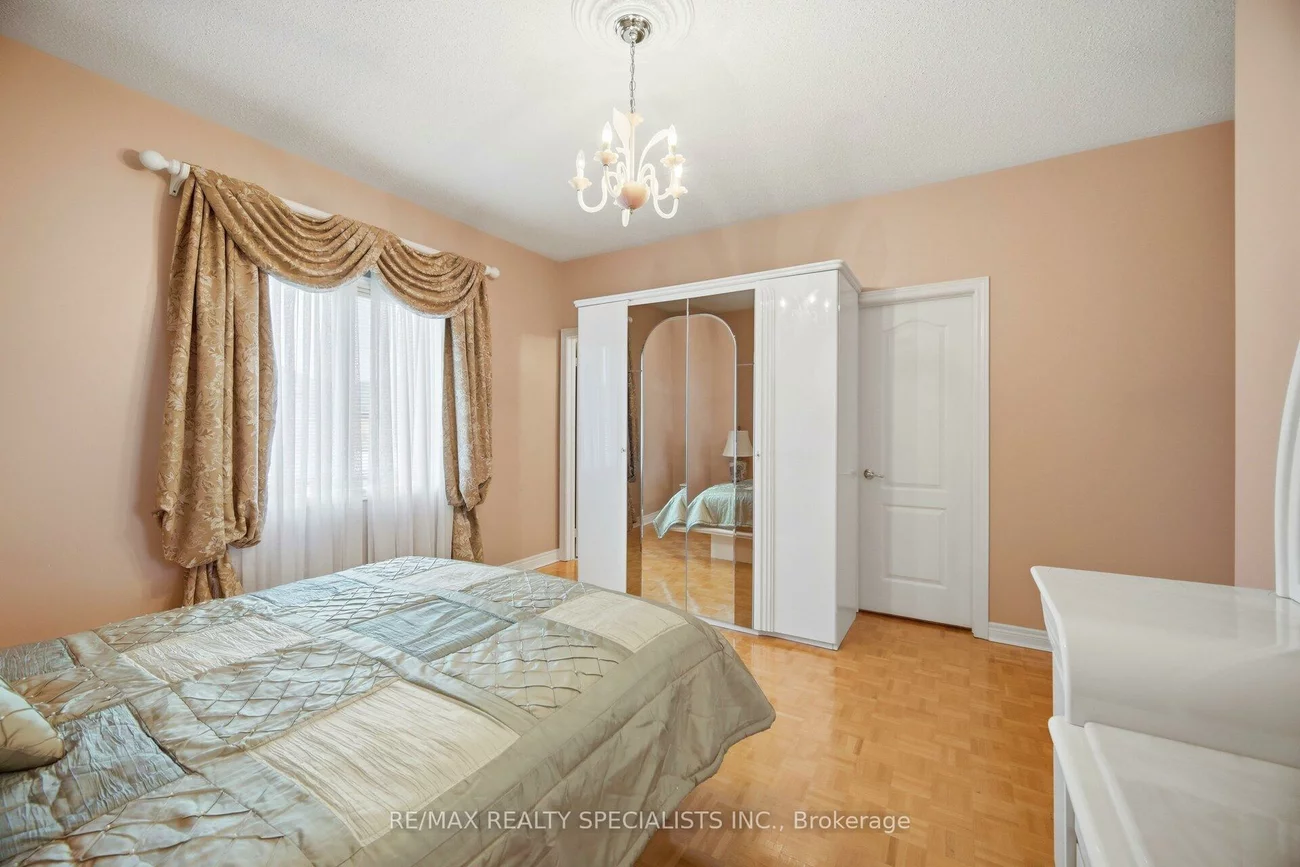 223, Sonoma, Sonoma Heights, Vaughan